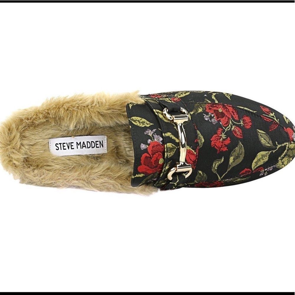 Steve Madden Womens Jill Closed Toe Mules, Red Multi, Size 7.0